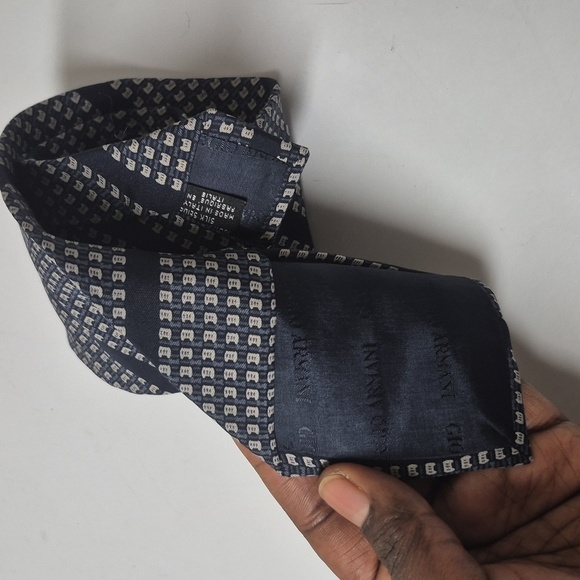 ✨️Hostpick✨️Vintage Giorgio Armani Cravatte 100% all silk luxury Retro neck tie - Picture 10 of 12